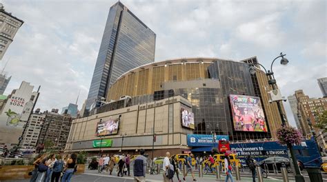 THE 10 CLOSEST Hotels to Madison Square Garden .